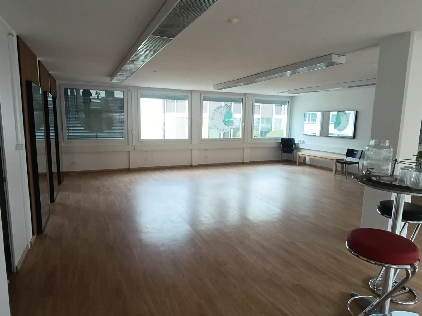 Rue de Morat, salle de danse à Bienne — photo 2